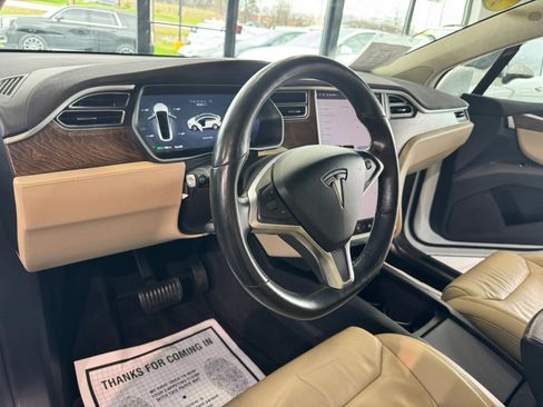 Used 2017 Tesla Model X 100D image 34