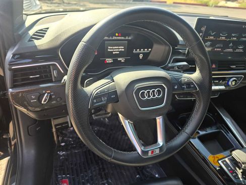 Used 2022 Audi S4 Premium Plus w/ Premium Plus Package AWD/4WD image 25