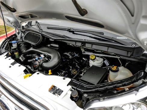 Used 2019 Ford Transit 350 XLT image 45