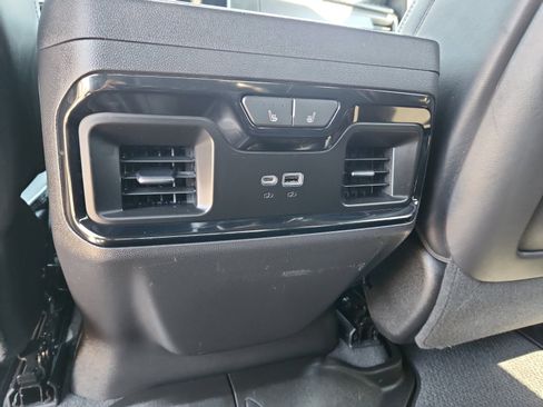 Used 2024 GMC Sierra 1500 AT4X AWD/4WD image 9