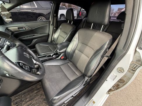 Used 2016 Honda Accord Sport image 13