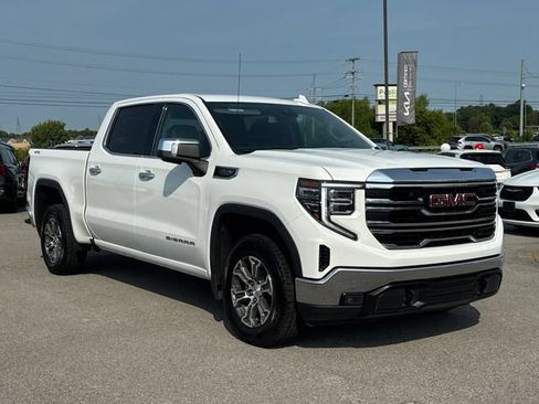 Used 2025 GMC Sierra 1500 SLT AWD/4WD image 7