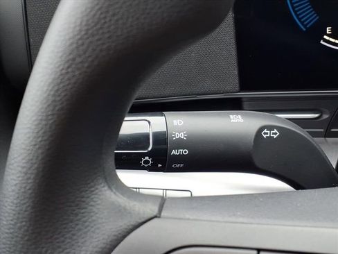 New 2026 Hyundai Kona SE FWD image 25