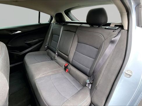 Used 2017 Chevrolet Cruze LT w/ Convenience Package image 26