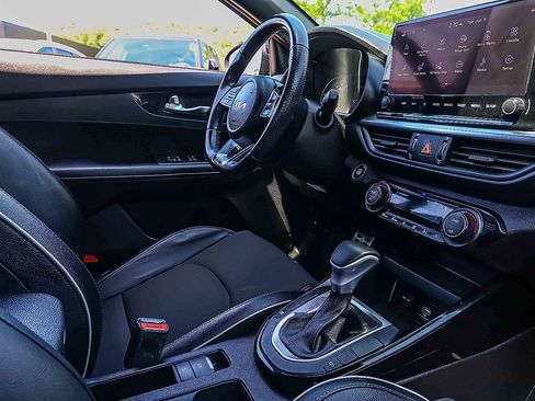 Certified 2023 Kia Forte GT-Line w/ GT-Line Technology Package FWD image 24