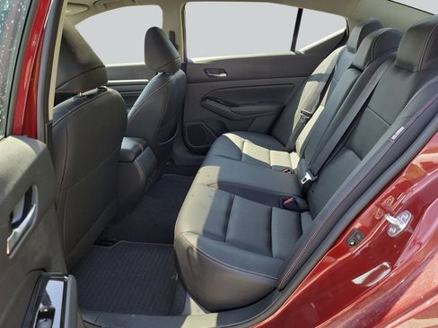 Used 2023 Nissan Altima 2.5 SR w/ SR Premium Package FWD image 28