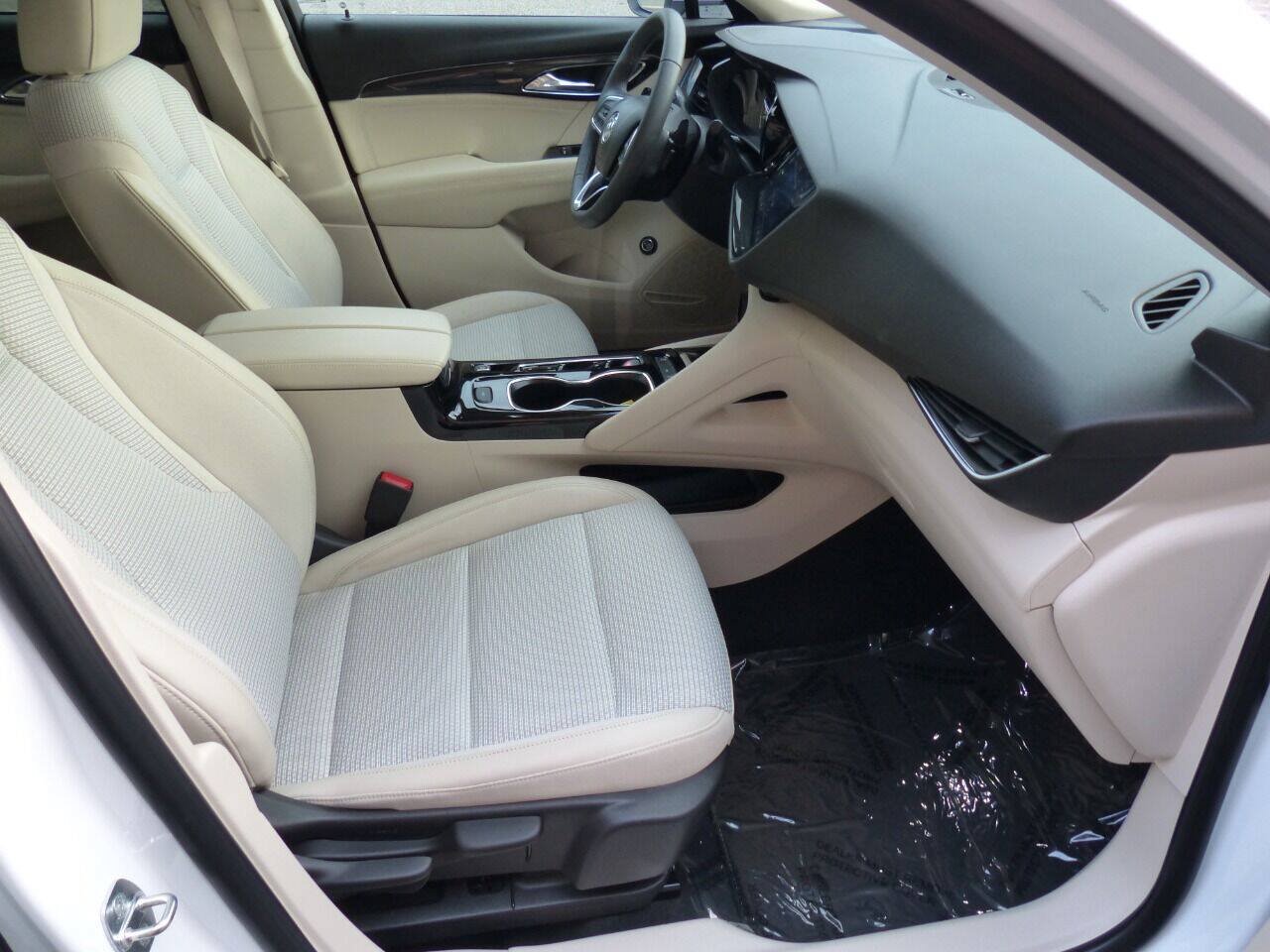 Used 2021 Buick Envision Preferred FWD image 27