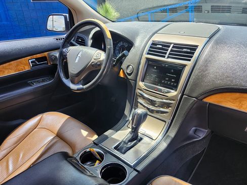 Used 2015 Lincoln MKX FWD w/ Equipment Group 101A image 21