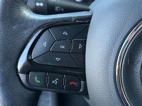 Used 2020 Jeep Renegade Altitude image 14