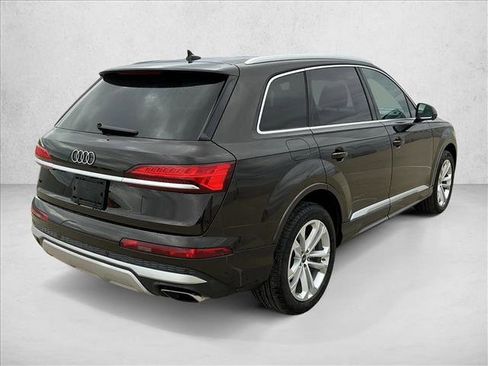 Used 2025 Audi Q7 3.0T Premium Plus image 5
