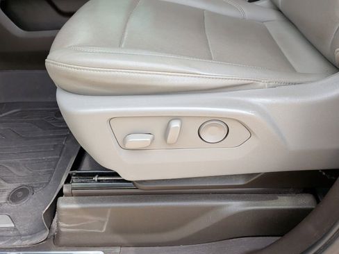 Used 2023 GMC Sierra 1500 SLT image 14