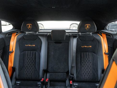Used 2023 Lamborghini Urus Performante image 26
