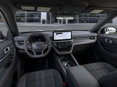 New 2026 Ford Explorer ST-Line w/ ST-Line Street Pack image 9