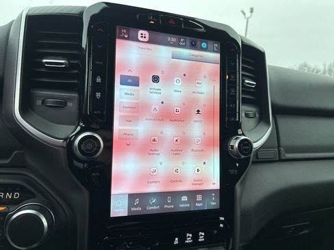 New 2026 RAM 1500 4x4 Crew Cab image 26