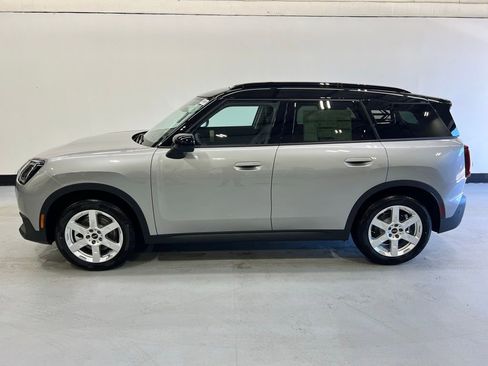 Certified 2025 MINI Cooper Countryman S image 2