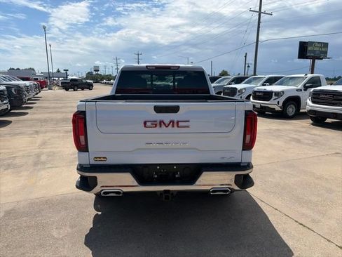 New 2026 GMC Sierra 1500 SLT w/ SLT Premium Plus Package AWD/4WD image 5