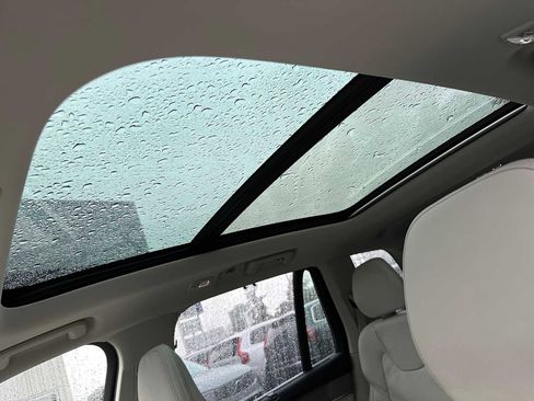 New 2026 Volvo XC90 B6 Ultra image 24