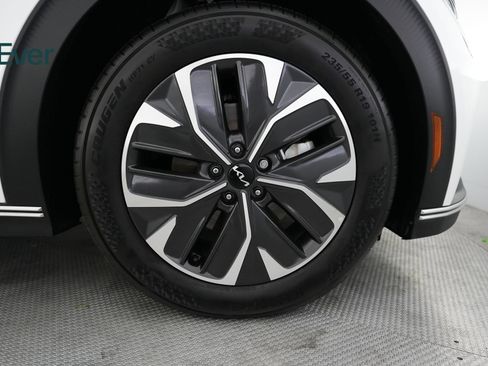 Used 2024 Kia EV6 Light RWD image 20
