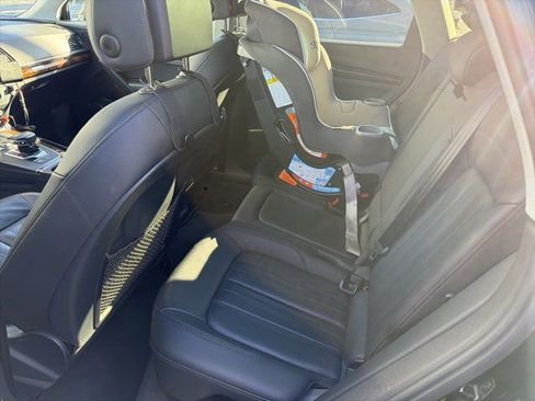 Used 2018 Audi Q5 2.0T Premium Plus w/ Premium Plus Package image 7