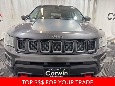 Used 2019 Jeep Compass Trailhawk image 2