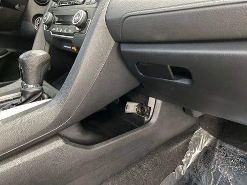 Used 2019 Honda Civic LX image 26