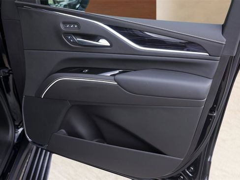 Used 2024 Cadillac Escalade Sport w/ Touring Package image 31