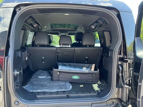 New 2026 Land Rover Defender 110 X AWD/4WD image 26