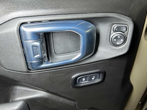 Used 2026 Jeep Gladiator Mojave AWD/4WD image 20