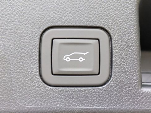 New 2026 Chevrolet Equinox LT w/ Convenience Package II AWD/4WD image 15