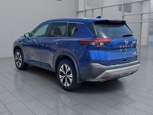 Used 2023 Nissan Rogue SV w/ SV Premium B Package image 8