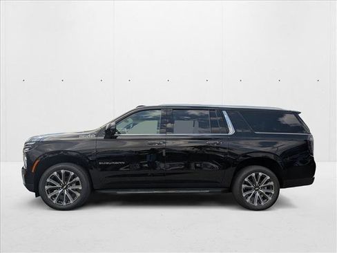 New 2025 Chevrolet Suburban High Country image 5