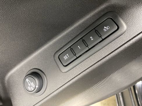 Certified 2024 Chevrolet Equinox Premier image 37