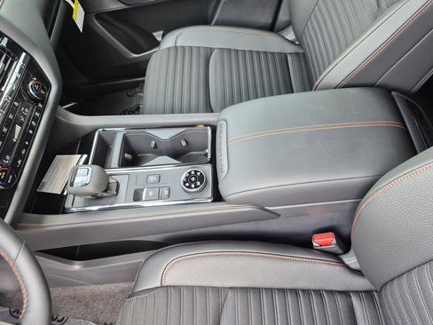New 2026 Nissan Pathfinder Rock Creek AWD/4WD image 28