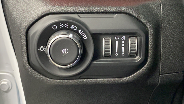 Used 2020 Jeep Wrangler Unlimited Rubicon w/ LED Lighting Group AWD/4WD image 29