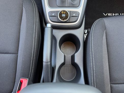 New 2026 Hyundai Venue SEL image 19