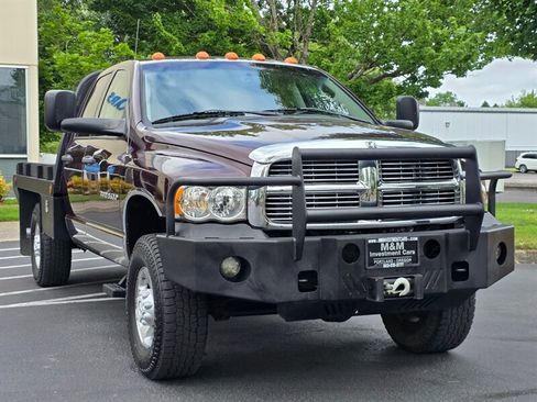 Used 2004 Dodge Ram 3500 Truck SLT w/ Trailer Tow Group AWD/4WD image 2