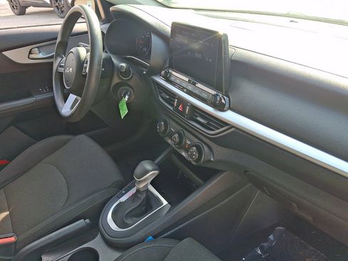 Used 2024 Kia Forte LXS FWD image 12