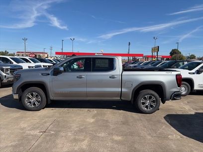 New 2026 GMC Sierra 1500 SLE w/ Preferred Package