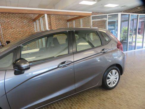Used 2016 Honda Fit LX image 67