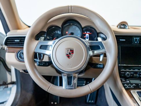 Used 2013 Porsche 911 Carrera S RWD image 17