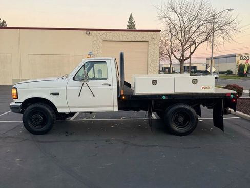 Used 1997 Ford F450 2WD Regular Cab Super Duty image 4