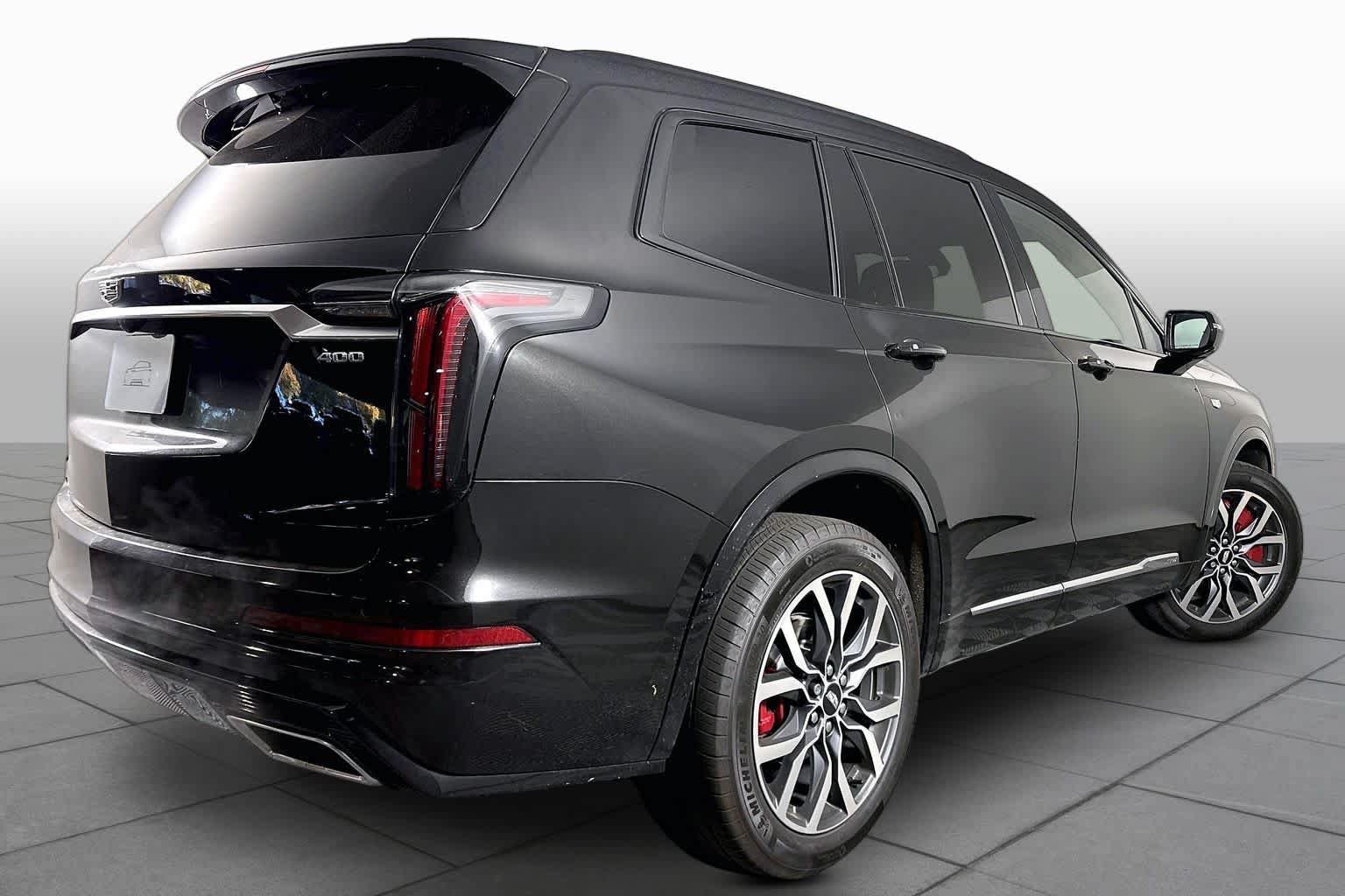 Used 2025 Cadillac XT6 Sport AWD/4WD image 12