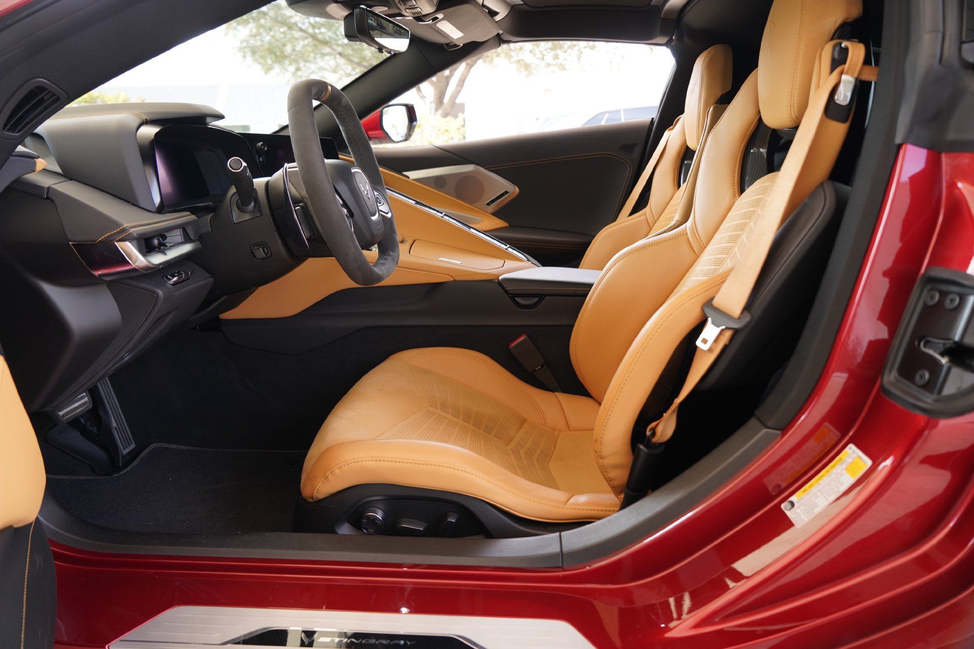 Used 2021 Chevrolet Corvette Stingray Preferred Cpe w/ Engine Appearance Package RWD image 12