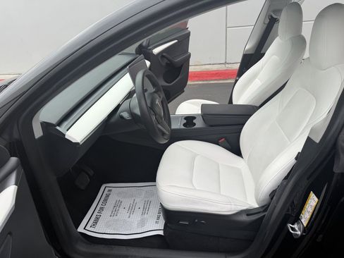 Used 2023 Tesla Model Y Long Range AWD/4WD image 10