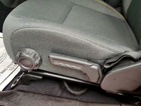 Used 2025 Jeep Wrangler Unlimited Sahara w/ Safety Group image 11