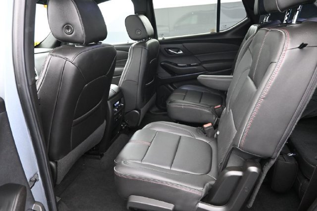 Used 2023 Chevrolet Traverse RS w/ LPO, Floor Liner Package AWD/4WD image 16