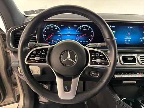 Used 2021 Mercedes-Benz GLS 450 4MATIC image 14