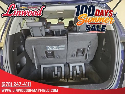 Used 2024 Kia Carnival LX FWD image 10