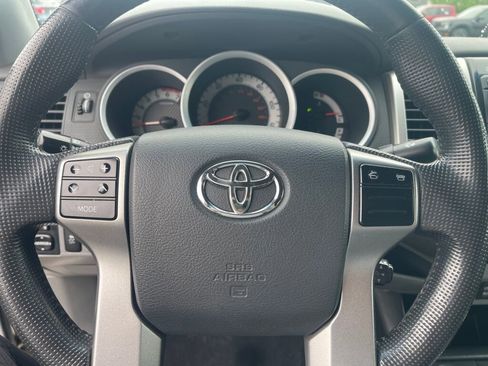 Used 2013 Toyota Tacoma 4x4 Double Cab w/ SR5 Pkg image 14