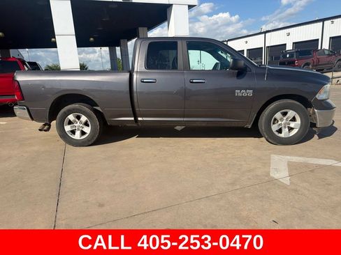 Used 2015 RAM 1500 Classic SLT RWD image 2